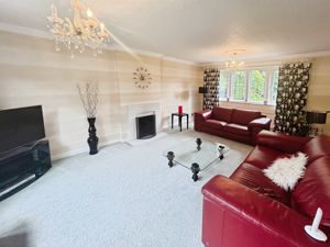 Lounge- click for photo gallery